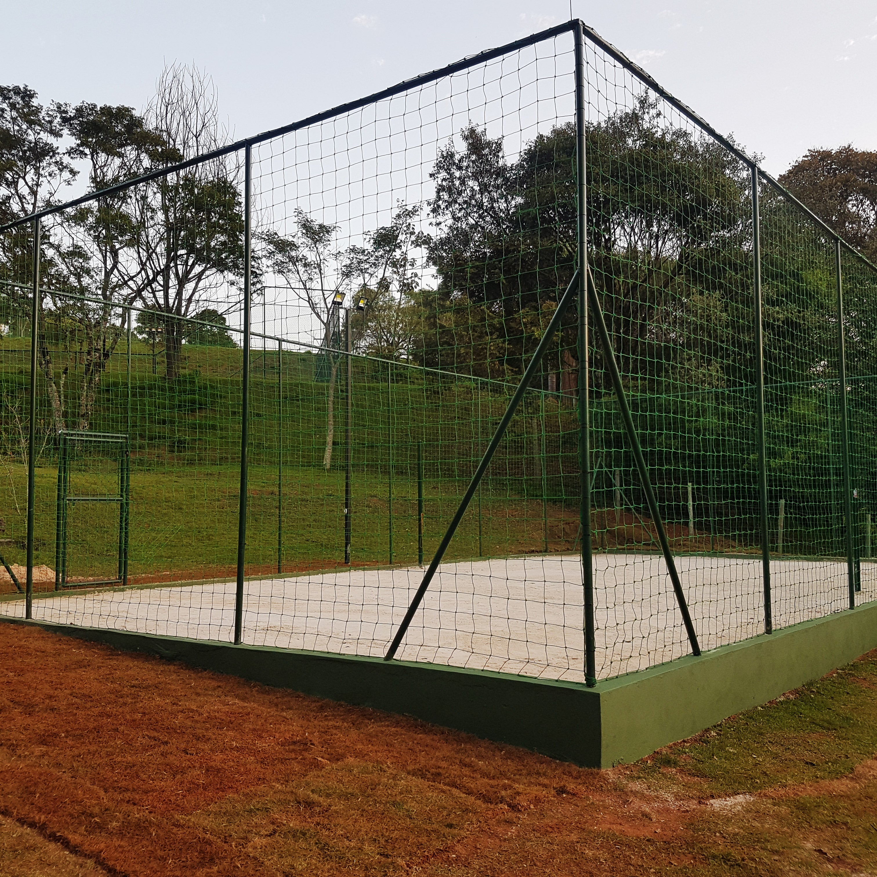 Rede de Proteção Esportiva para Quadra de Futsal, Poliesportivas, Vôlei, Basquete - Lateral – Nylon - Gismar Redes