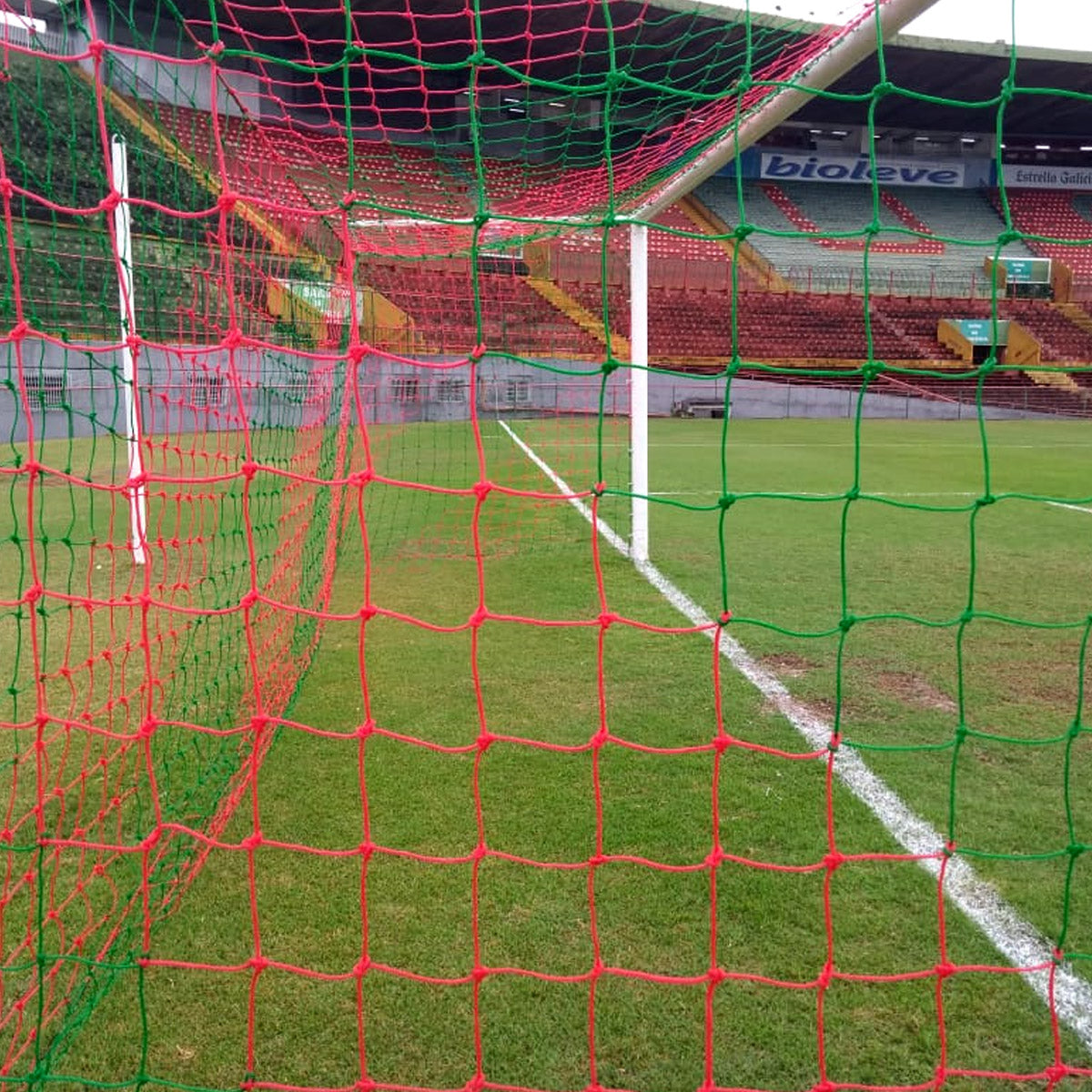 Par de Rede para Trave de Gol Society Suíço Duas Cores Nylon [Sob Medida] - Gismar Redes